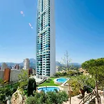 Deluxe Penthouse On The 42nd Floor With Amazing Sea Views Appartement *