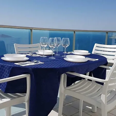 Deluxe Penthouse On The 42nd Floor With Amazing Sea Views * Benidorm