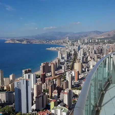 Apartment Deluxe Penthouse On The 42nd Floor With Amazing Sea Views *